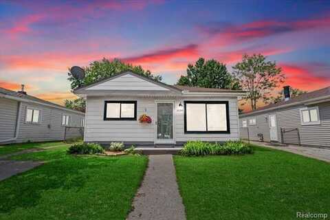 20349 Floral Street, Livonia, MI 48152