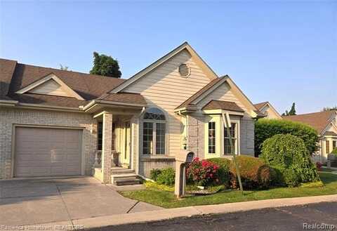 8 Hickory Court, Dearborn Heights, MI 48127