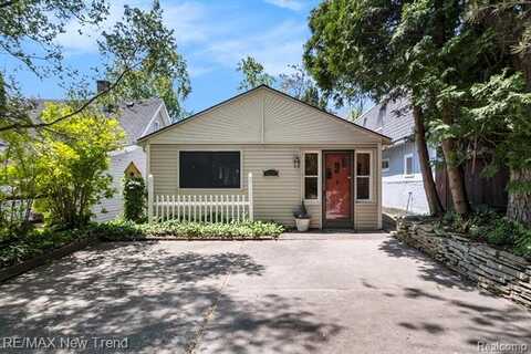 4044 Fieldview Avenue, West Bloomfield, MI 48324
