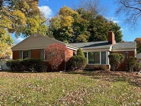 430 COMMON Street, Walled Lake, MI 48390