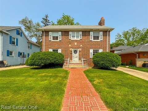 326 W Iroquois Road, Pontiac, MI 48341