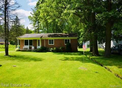 25541 King Road, Brownstown, MI 48174