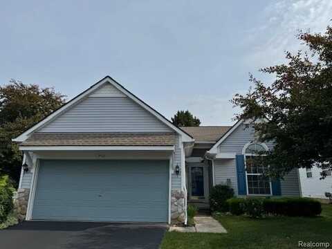 912 Rikki Anne Court, Wixom, MI 48393
