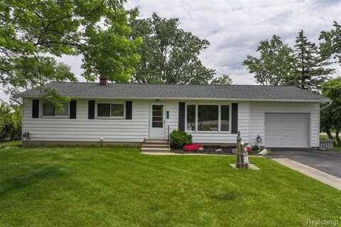 1092 Millville Road, Lapeer, MI 48446