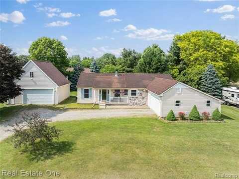 8907 McColl Side Road, Brighton, MI 48116