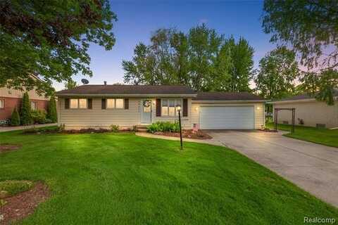 48242 FORBES Drive, Chesterfield, MI 48047
