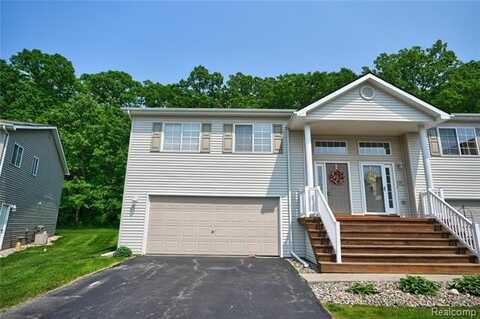 1015 Timber Ridge Court, Grand Blanc, MI 48439