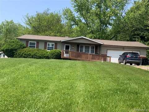 4064 Sheraton Drive, Flint, MI 48532