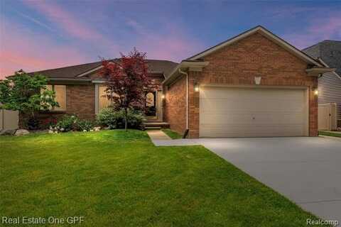 52657 Creekside Drive, Chesterfield, MI 48047