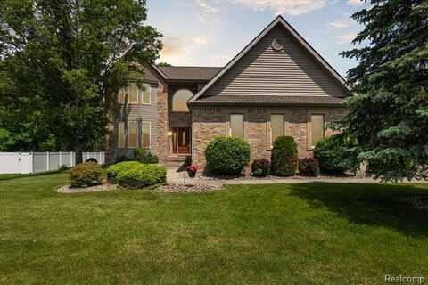 672 Morningside Drive, Grand Blanc, MI 48439