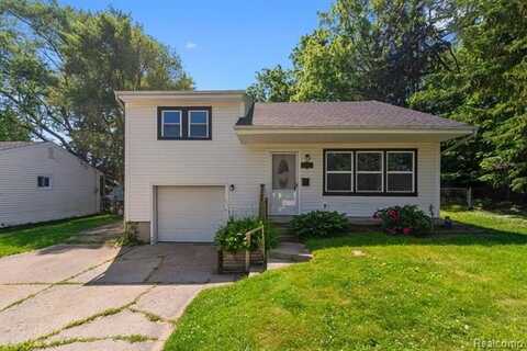 146 Grant Street, Grand Blanc, MI 48439