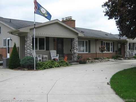 11328 Kingsley Drive, Grand Blanc, MI 48439