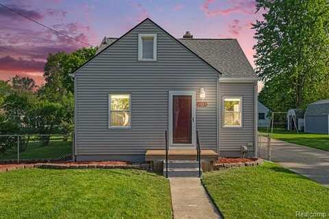 2323 Nichols Avenue, Grand Blanc, MI 48507