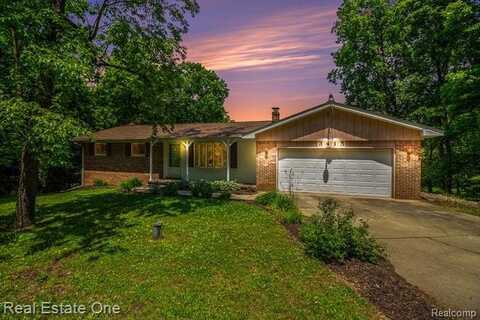 3415 Sherwood Road, Ortonville, MI 48462