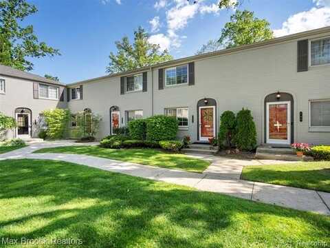 702 Graefield Court, Birmingham, MI 48009