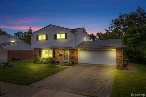 22862 Montclair Street, Farmington, MI 48336