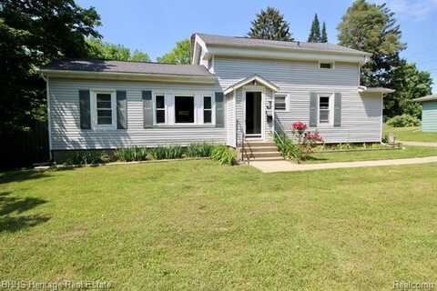 136 W Church Street, Williamston, MI 48895