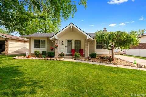 44818 Whitman Avenue, Canton, MI 48187