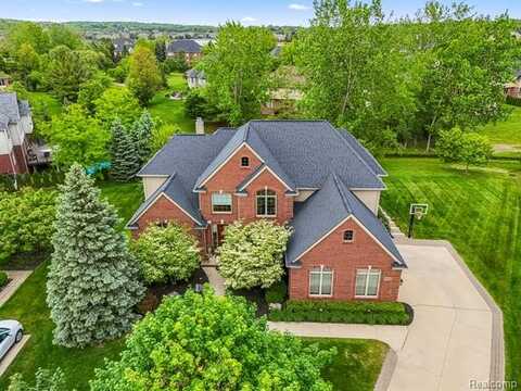 17532 Williamsburg Court, Northville, MI 48168
