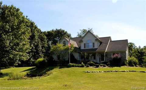 1355 MAXFIELD Road, Brighton, MI 48114
