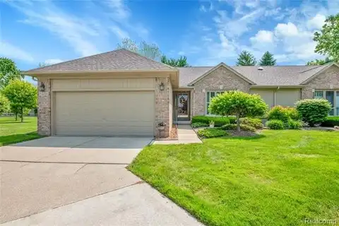 41264 Hunters Ridge Drive, Clinton Township, MI 48038