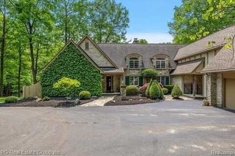 2536 ADDISON HILLS Court, Oxford, MI 48370