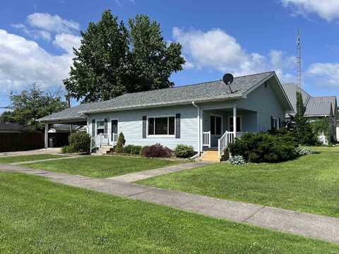 89 NE H Street, Linton, IN 47441