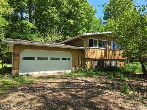 5900 Frenchline Road, Marlette, MI 48453