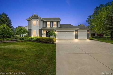 1134 Chestnut Lane, South Lyon, MI 48178