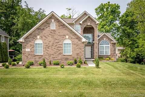 791 GLEN MEADOWS Drive, South Lyon, MI 48178