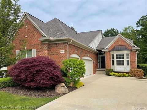 2750 Castlemartin Court, Oakland, MI 48306