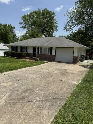 3312 N Stoneycrest Road, Bloomington, IN 47404