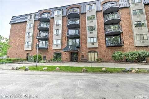 35300 Woodward Avenue, Birmingham, MI 48009