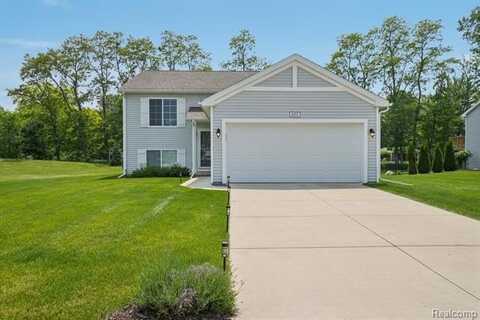 1055 KENNY BROOK Lane, Howell, MI 48843