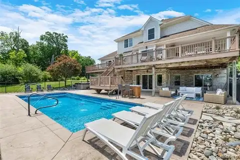 1401 Oklahoma St Oklahoma Street, Waterford, MI 48327
