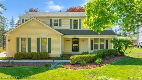 5522 BEAUCHAMP, West Bloomfield, MI 48322