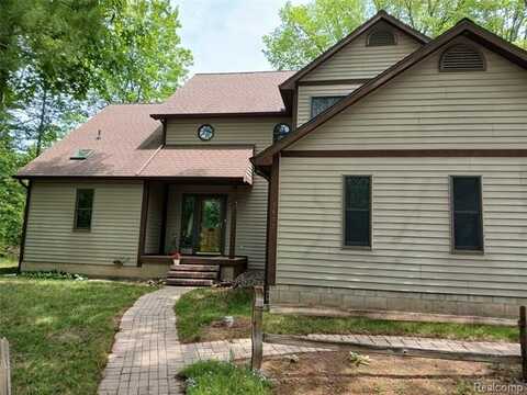 1455 Sand Road, Port Austin, MI 48467
