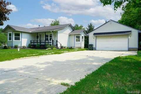 4865 Huston Drive, Lake Orion, MI 48359