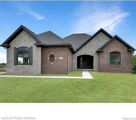 651 State Street, Oxford, MI 48371
