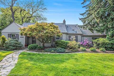 32644 Colony Hill Drive, Franklin, MI 48025