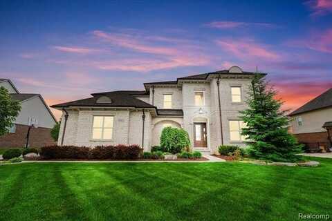 10611 STONEY POINT Drive, South Lyon, MI 48178