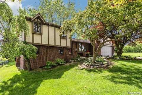 20355 Rippling Lane, Northville, MI 48167