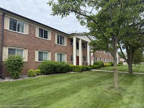 22860 9 Mile Road, Saint Clair Shores, MI 48080