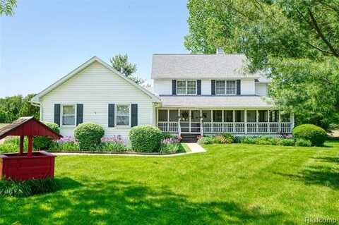 2495 Fowlerville Road, Fowlerville, MI 48836