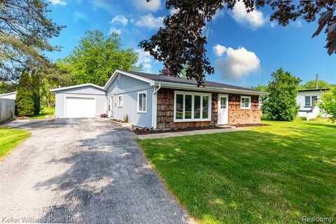 335 Pickford Road, Kimball, MI 48074