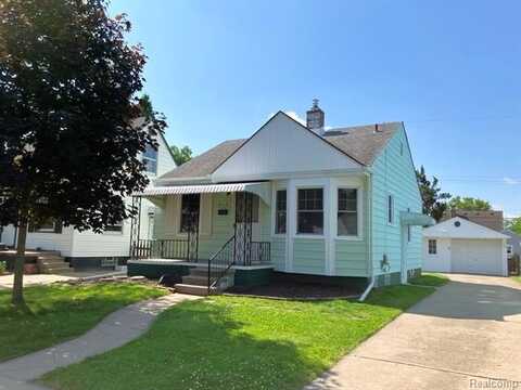 8112 COOLIDGE Avenue, Center Line, MI 48015