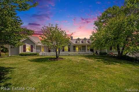 575 Tracy Lane, Milford, MI 48381