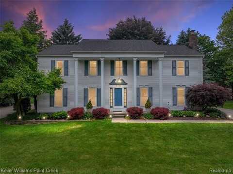38017 W Meadowhill Drive, Northville, MI 48167