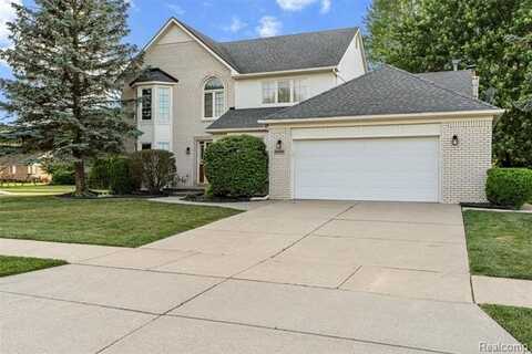 2896 Chippewa Court, Troy, MI 48085