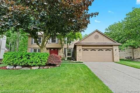 47126 Cider Mill Drive Drive, Novi, MI 48374